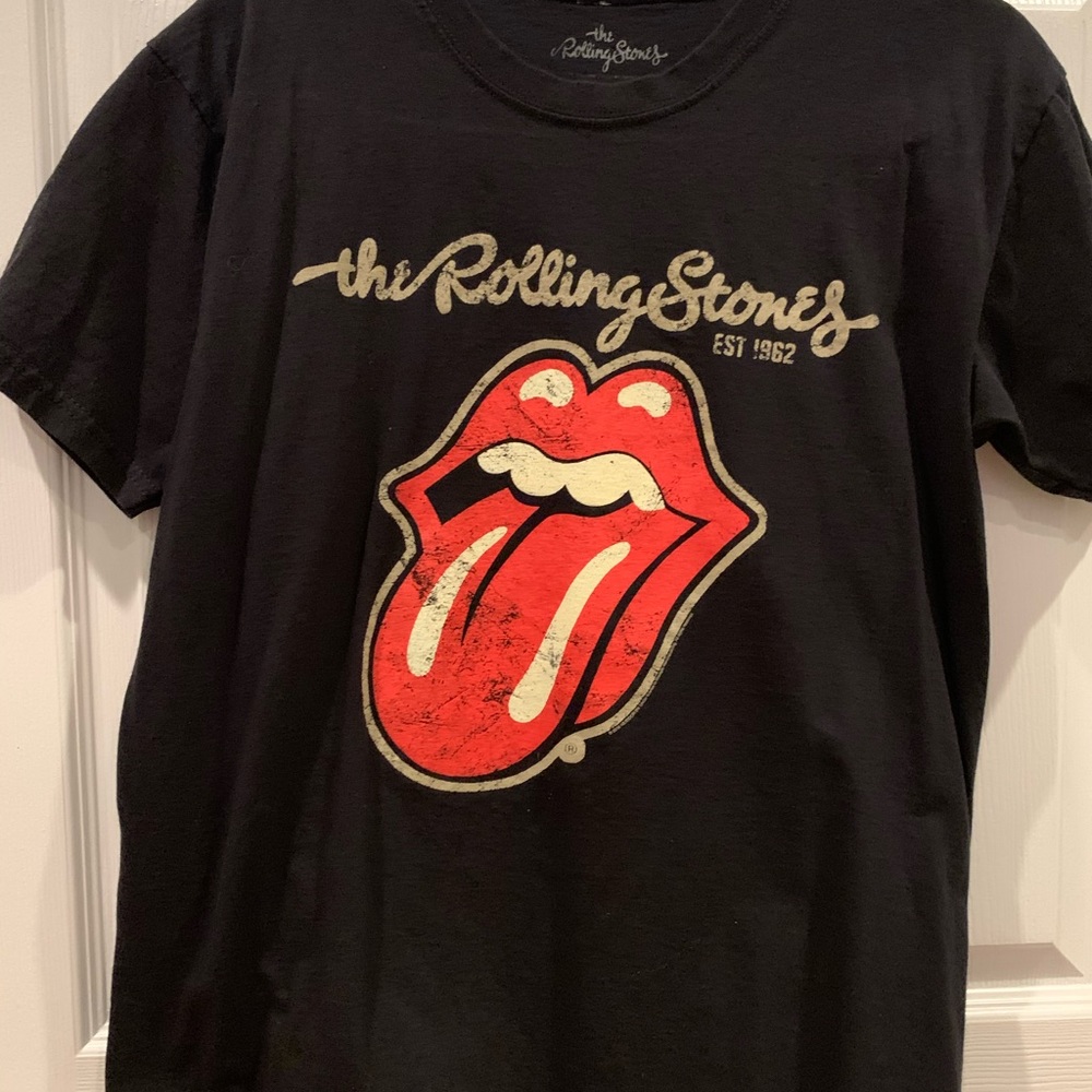 Mens T shirt